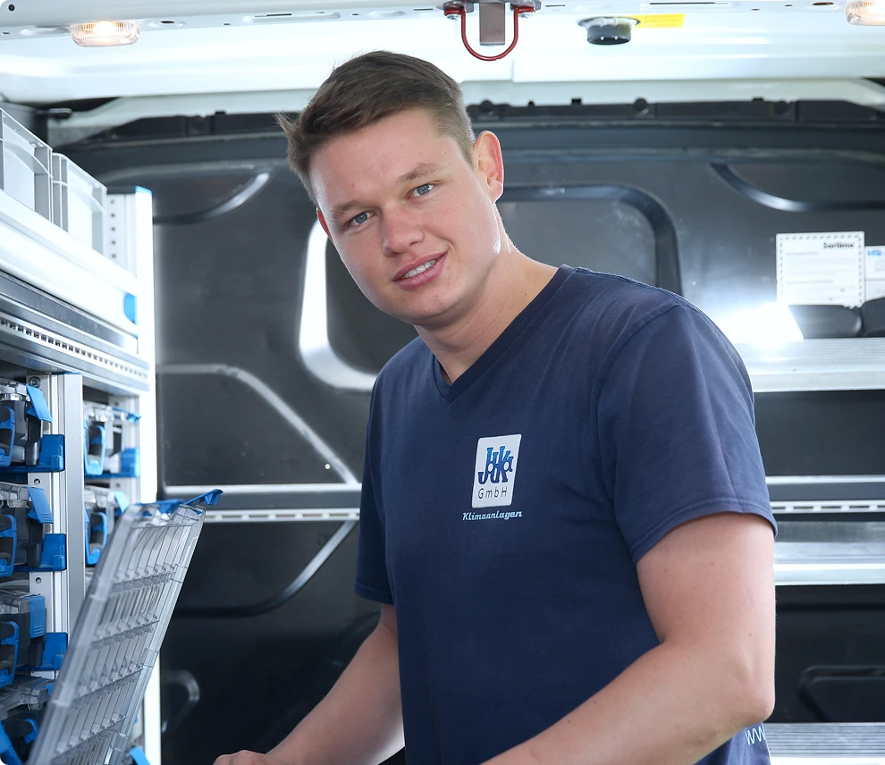 jan-klapp-im-installations-auto-klimaklapp