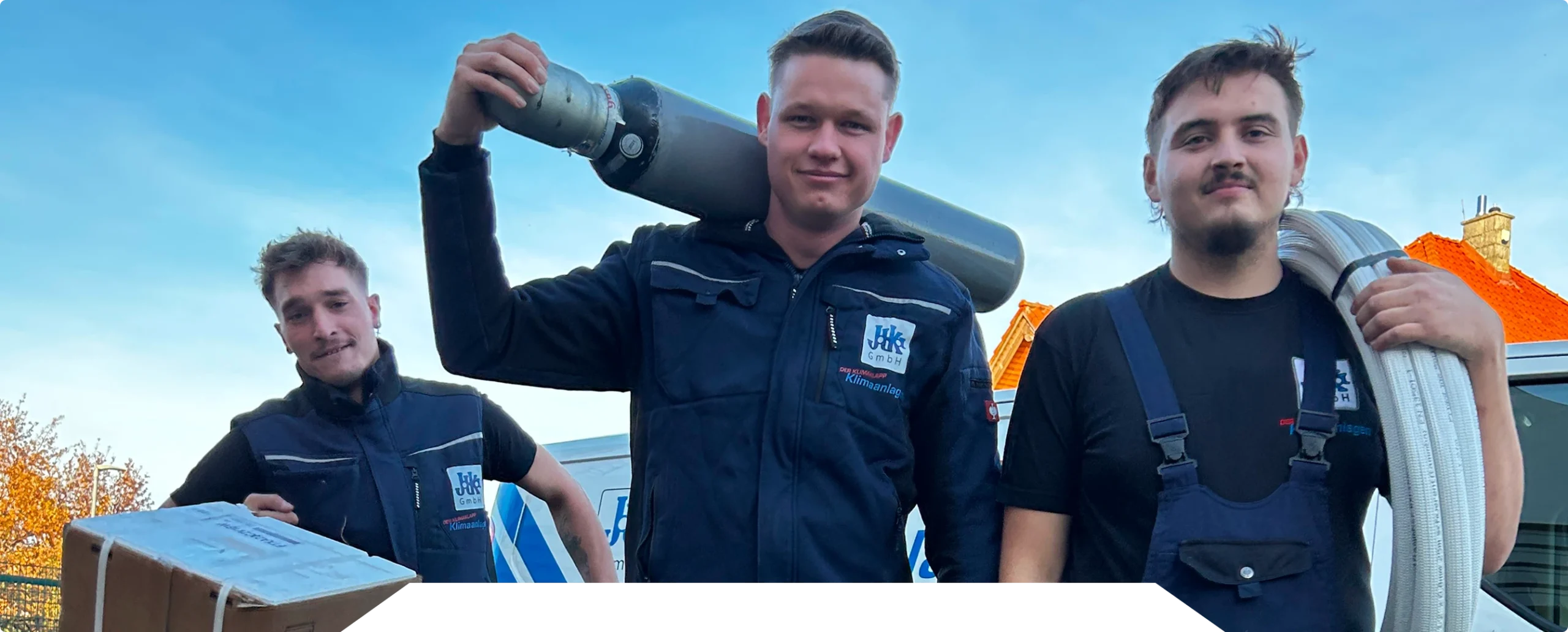 klimaklapp team bei der arbeit scaled | Klimaklapp: Über Uns